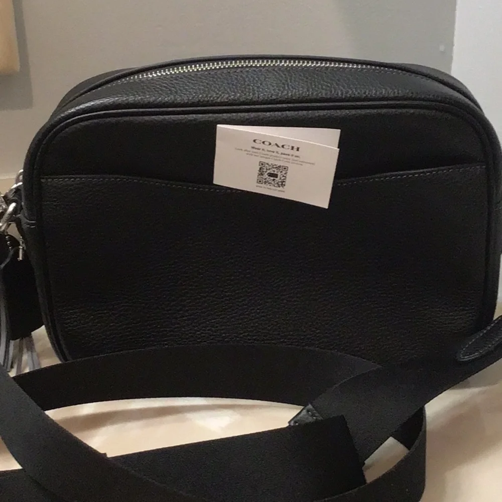 New Coach ladies Black Leather Crossbody Bag. - Picture 3 of 10